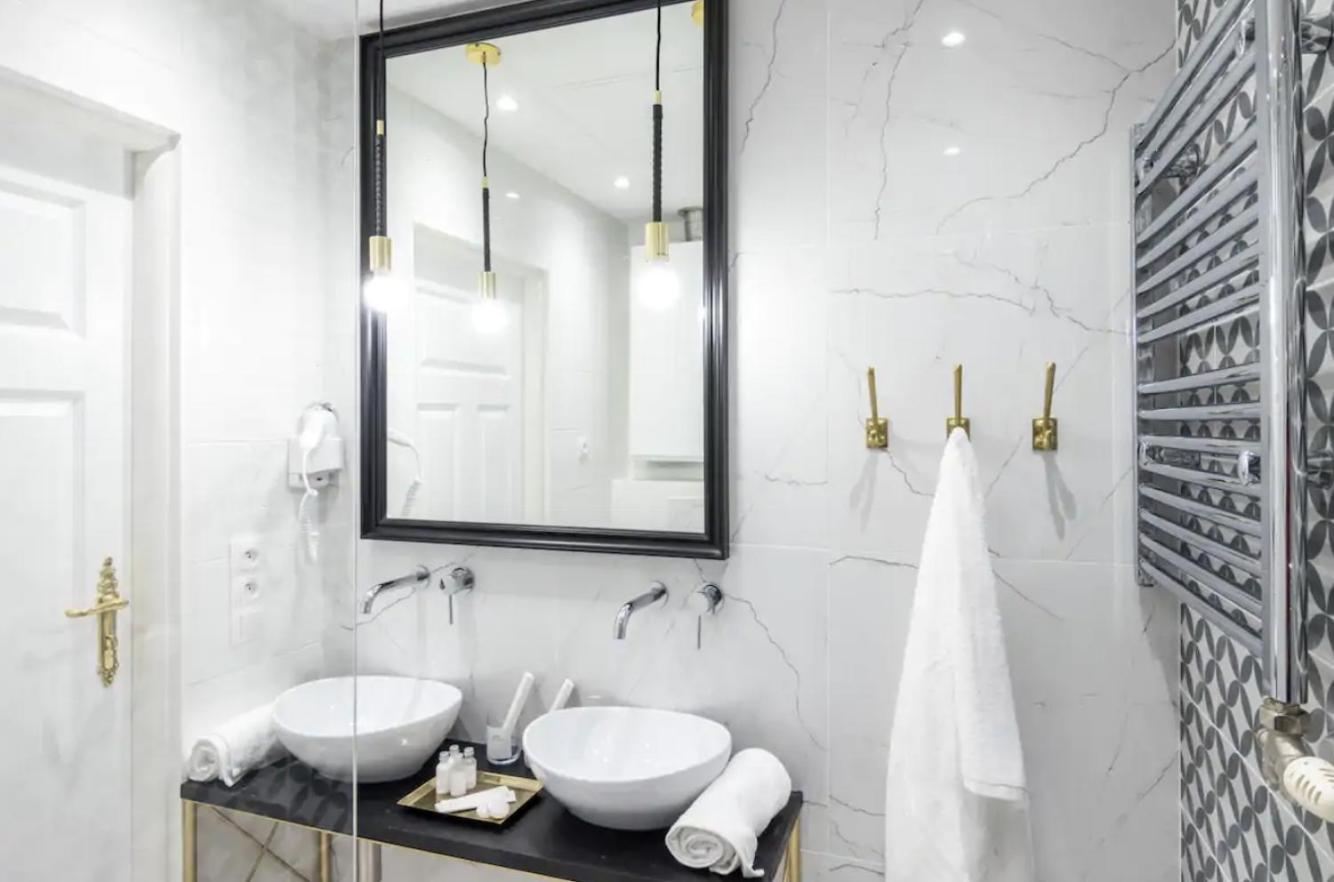 Jozefa 20 Street 2 Bedroom Apartment Krakau